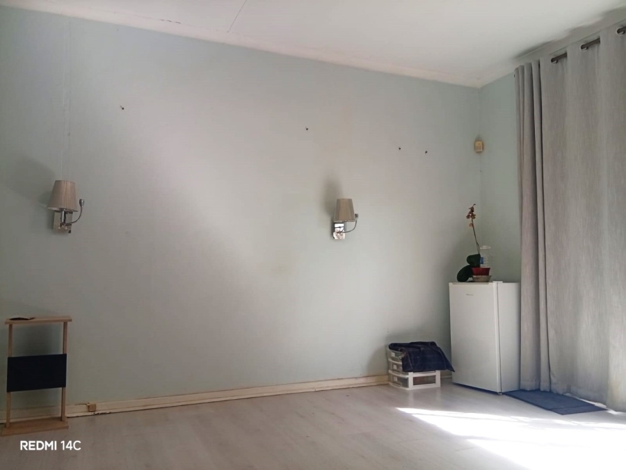 5 Bedroom Property for Sale in Universitas Ridge Free State